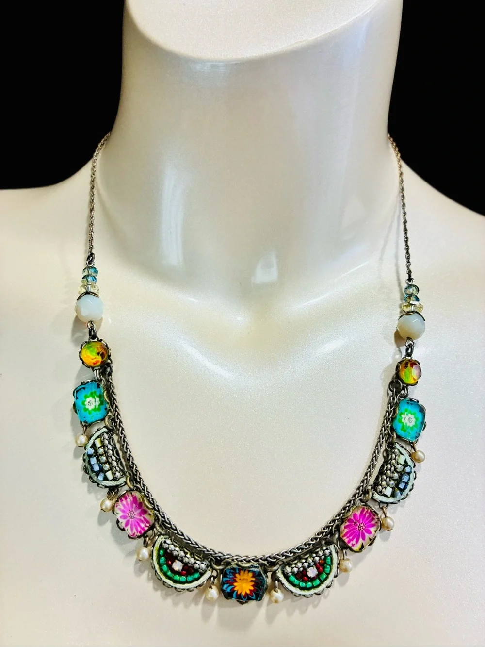 VTG Multicolor Mini Mosaic Floral Glass Bead Necklace with Silver-Tone Chain